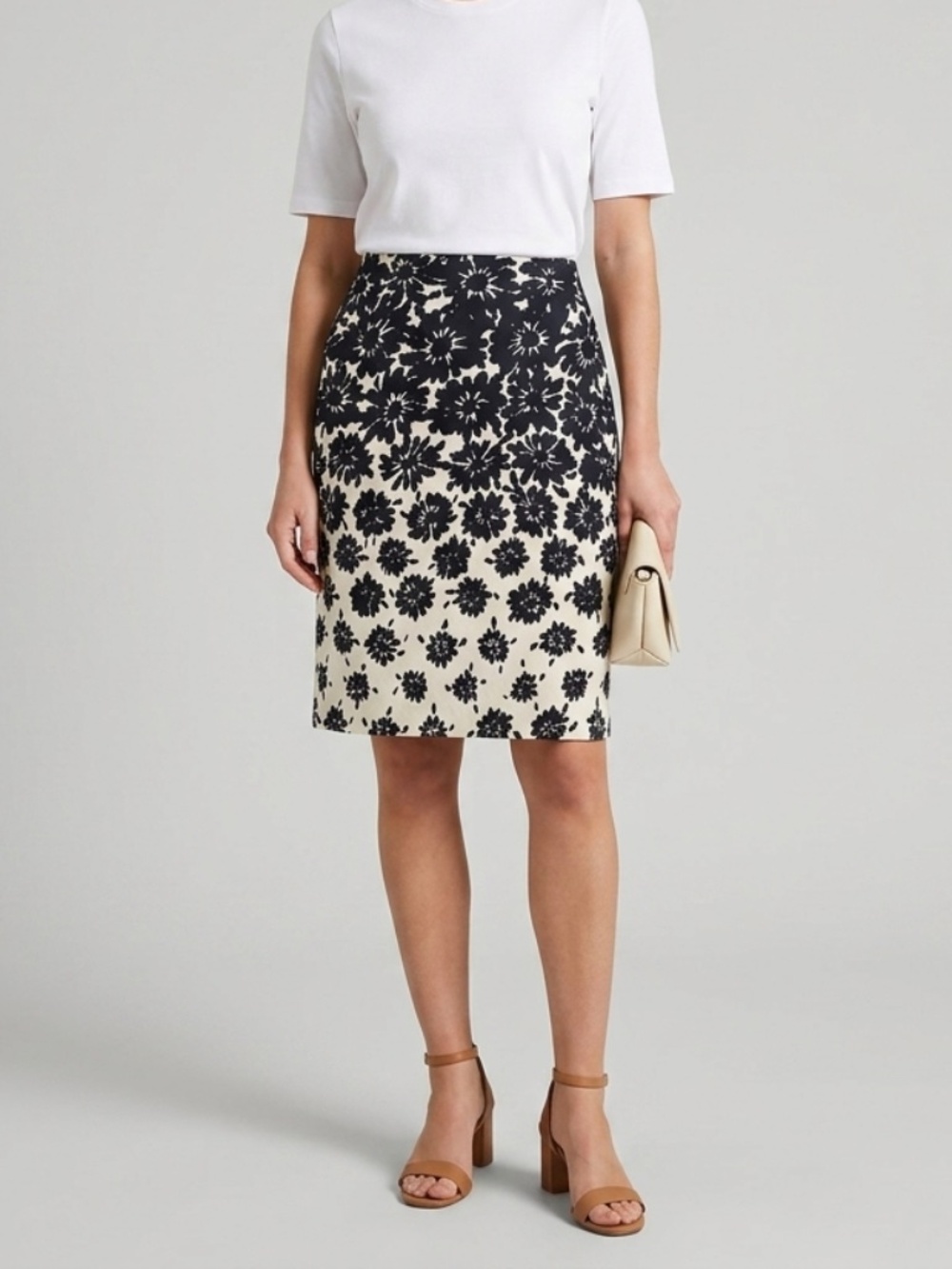 Trisisto Femme Floral Pencil Skirt Navy/Cream Knee Length Lined Size 10